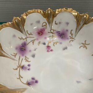 Elegant Floral Gold-Trimmed Plate